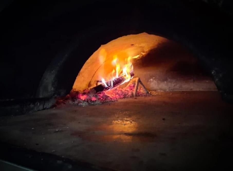 Ristorante Pizzeria Al Posta, Con Alogio Hotel Malvaglia Bagian luar foto